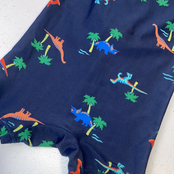 Old Navy Baby Boy Dinosaur One Piece Short Sleeve Summer Swimsuit 6-12 Months - Picture 7 of 8